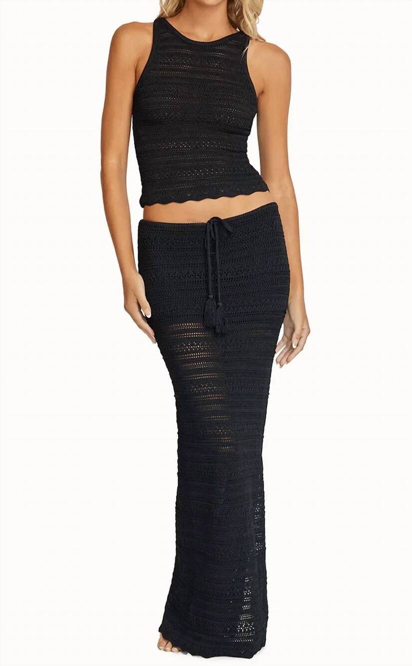 NEW PILY Q crochet sleeveless top in black